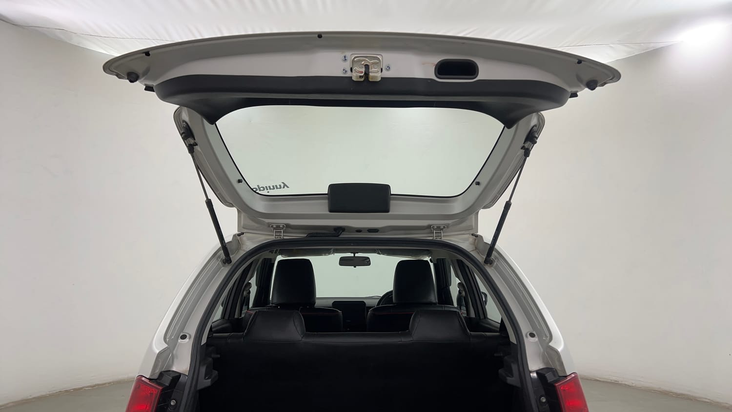 Used 2019 Maruti Suzuki Ignis Sigma 1.2 MT Petrol Manual interior DICKY DOOR OPEN VIEW