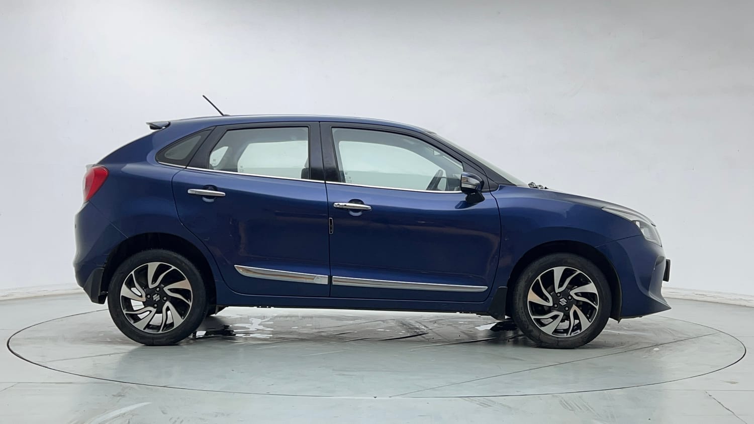 Used 2021 Maruti Suzuki Baleno Zeta Automatic Petrol Automatic exterior RIGHT SIDE VIEW