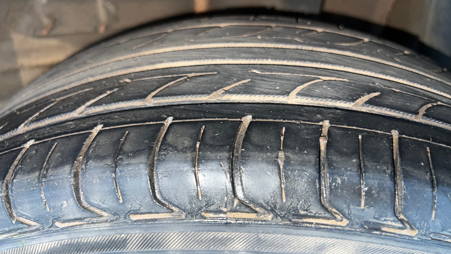 Used 2018 Tata Tiago Revotorq XT Diesel Manual tyres LEFT REAR TYRE TREAD VIEW