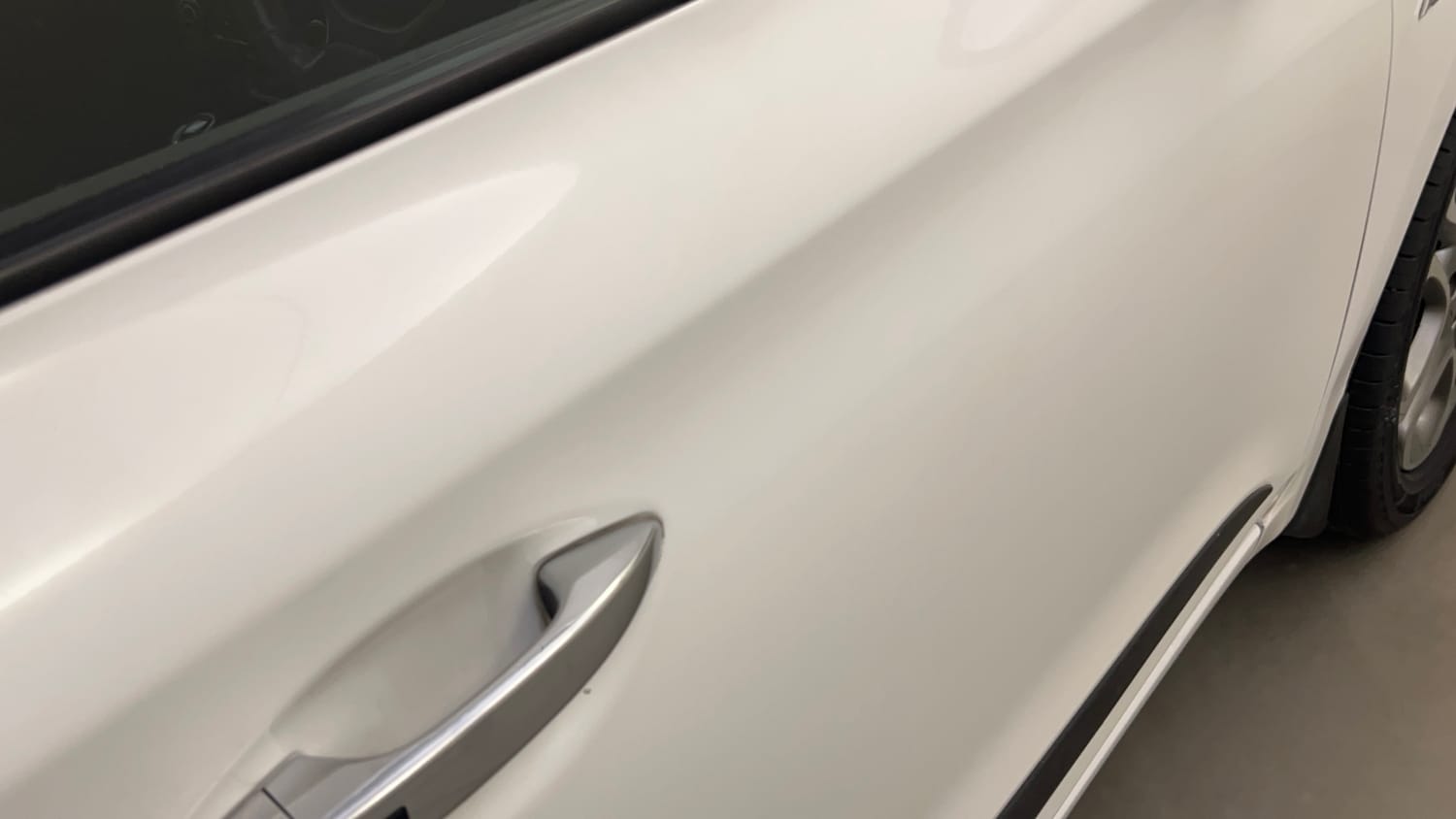 Used 2019 Hyundai Elite i20 Asta 1.2 AT Petrol Automatic dents MINOR SCRATCH