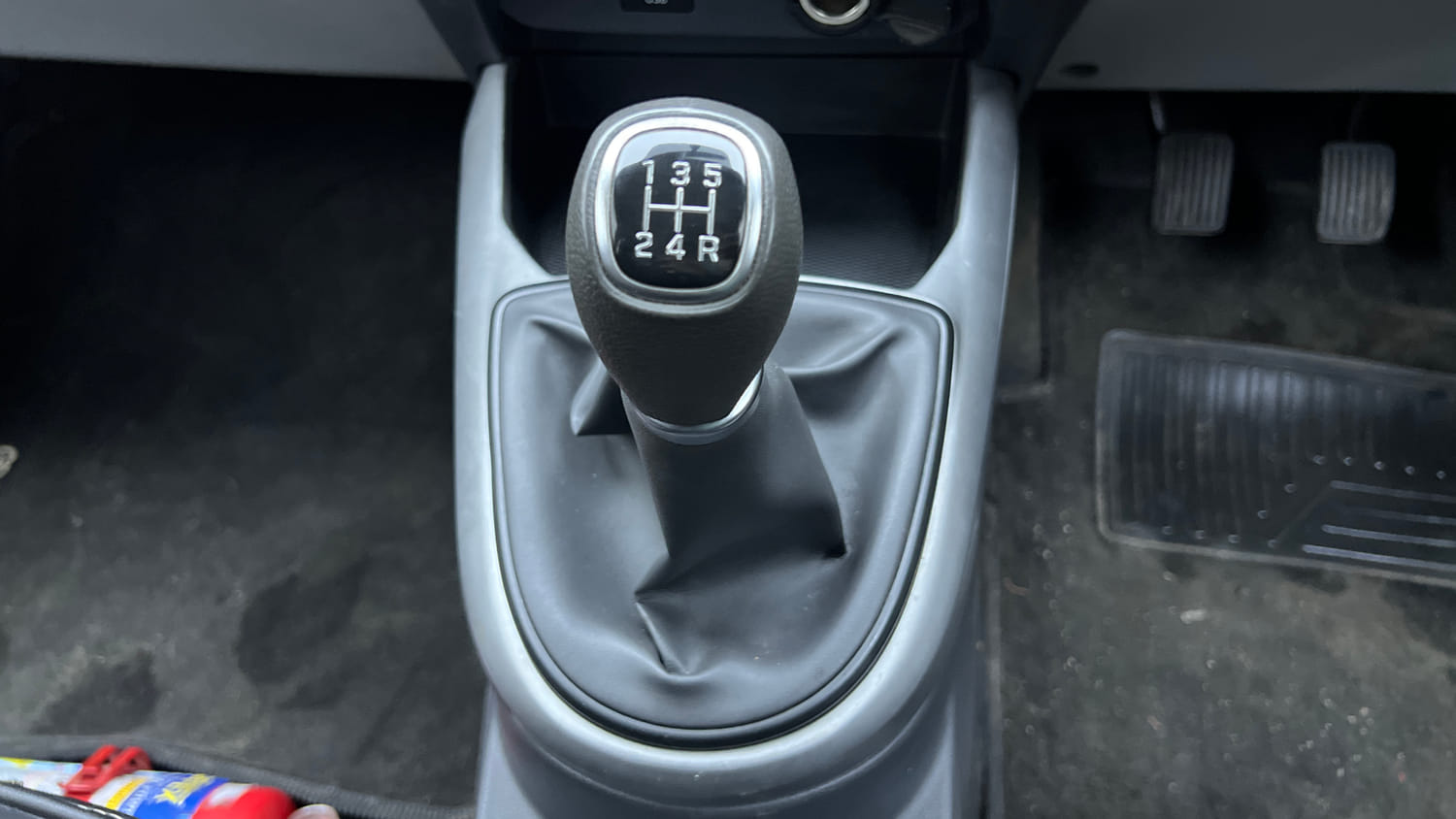 Used 2022 Hyundai Grand i10 Nios Sportz 1.2 Kappa VTVT CNG Cng Manual interior GEAR  KNOB VIEW