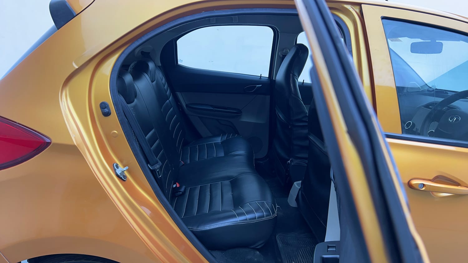 Used 2018 Tata Tiago Revotorq XT Diesel Manual interior RIGHT SIDE REAR DOOR CABIN VIEW