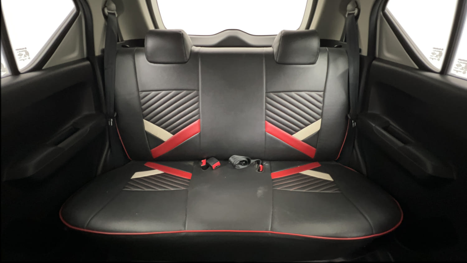 Used 2019 Maruti Suzuki Ignis Sigma 1.2 MT Petrol Manual interior REAR SEAT CONDITION VIEW