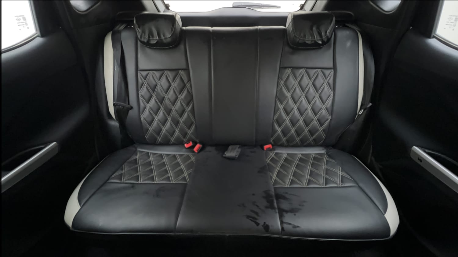Used 2024 Nissan Magnite XL Petrol Manual interior REAR SEAT CONDITION VIEW