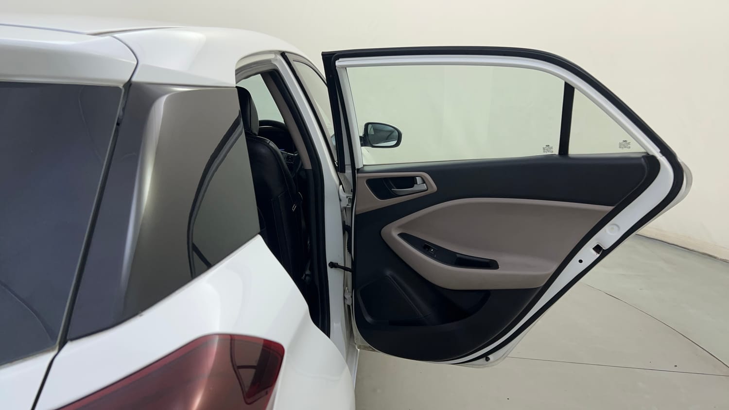 Used 2019 Hyundai Elite i20 Asta 1.2 AT Petrol Automatic interior RIGHT REAR DOOR OPEN VIEW