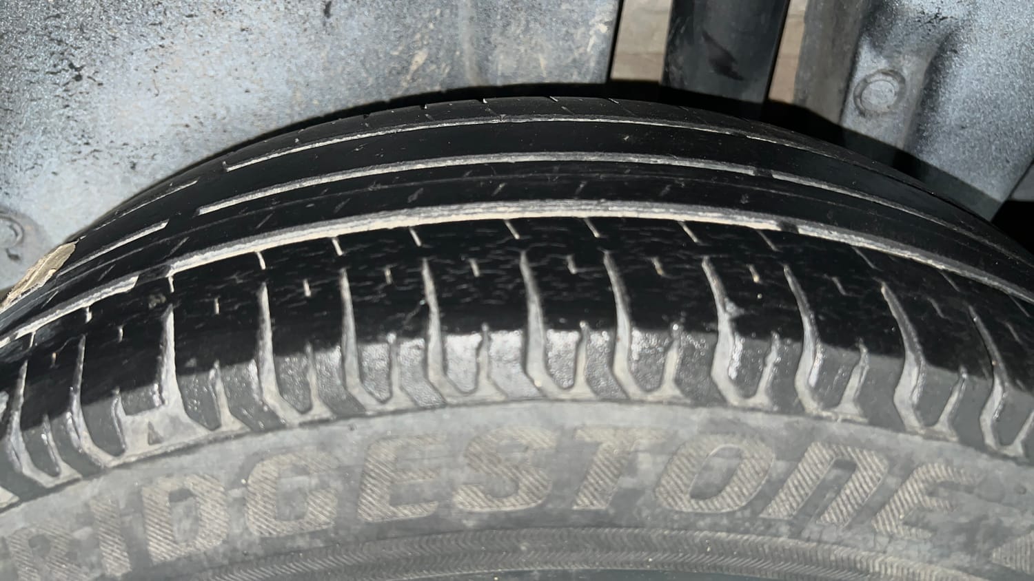 Used 2017 Maruti Suzuki Swift VXI (O) Petrol Manual tyres LEFT REAR TYRE TREAD VIEW