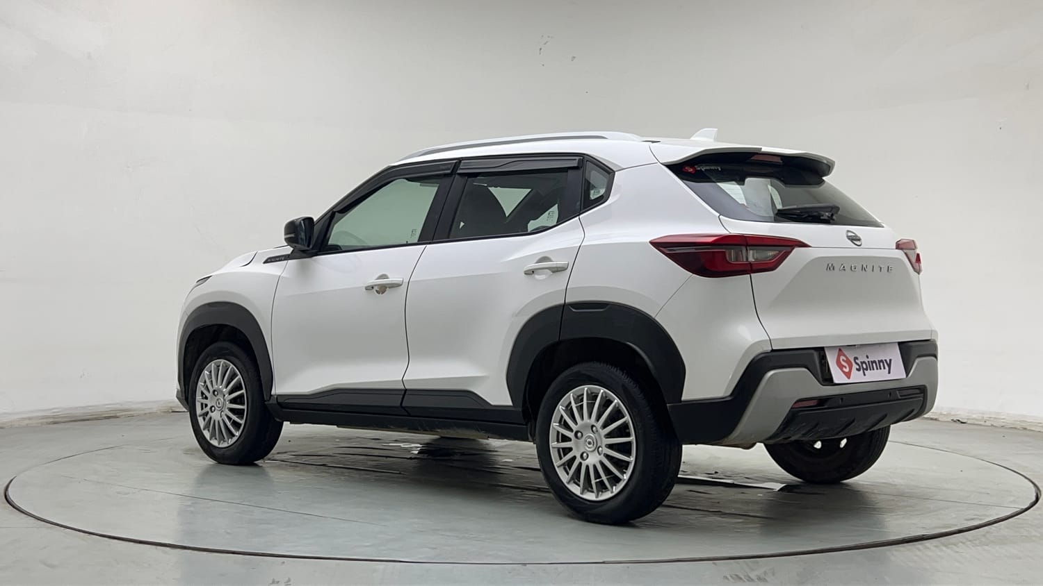 Used 2024 Nissan Magnite XL Petrol Manual exterior LEFT REAR CORNER VIEW