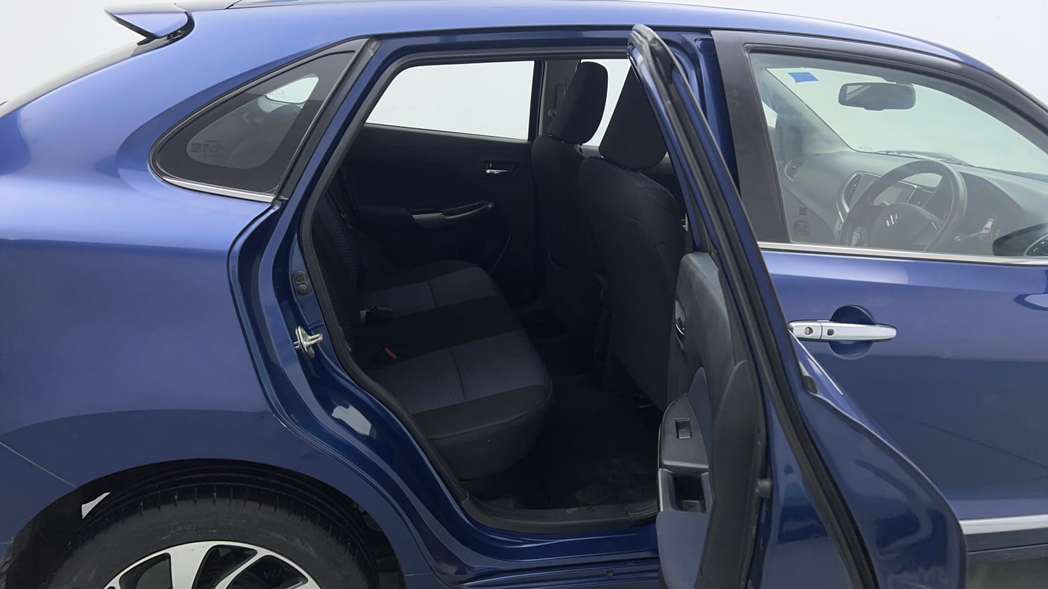 Used 2021 Maruti Suzuki Baleno Zeta Automatic Petrol Automatic interior RIGHT SIDE REAR DOOR CABIN VIEW