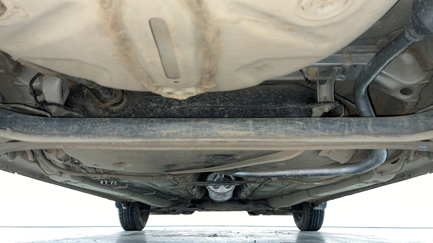 Used 2020 Maruti Suzuki Swift LXi Petrol Manual extra REAR UNDERBODY VIEW (TAKEN FROM REAR)