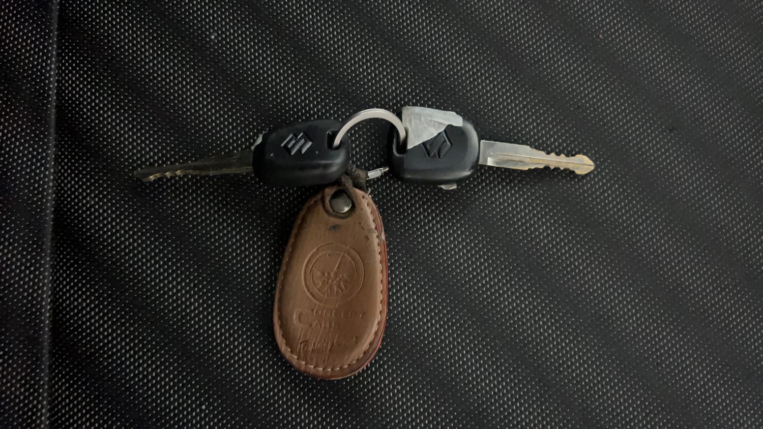 Used 2020 Maruti Suzuki Swift LXi Petrol Manual extra CAR KEY VIEW