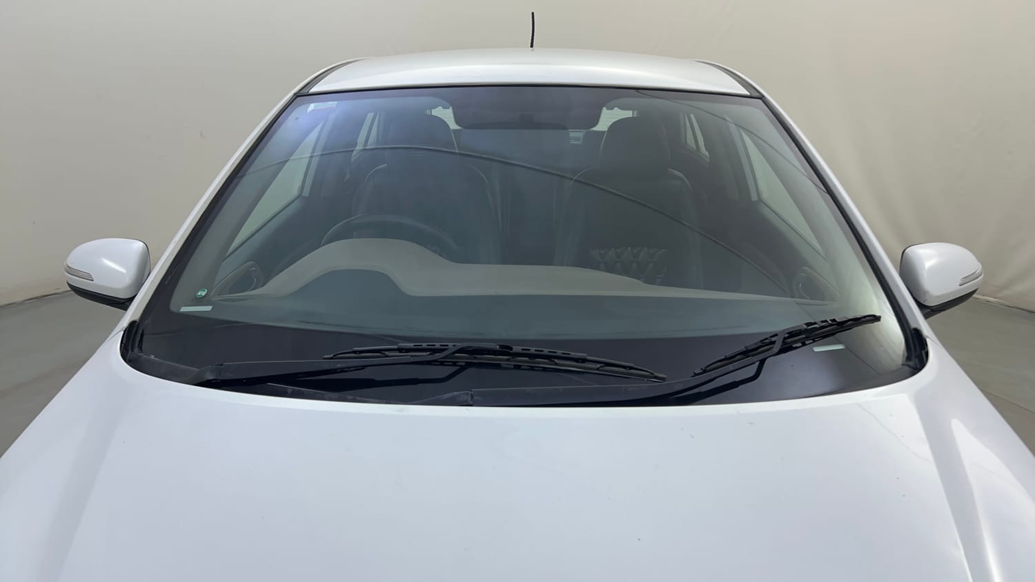 Used 2019 Hyundai Elite i20 Asta 1.2 AT Petrol Automatic exterior FRONT WINDSHIELD VIEW