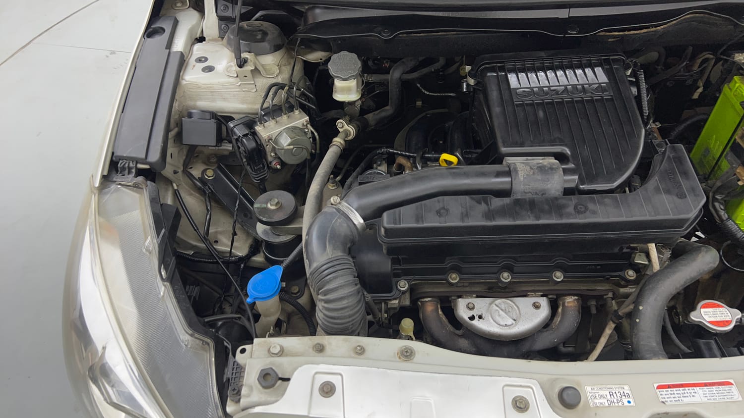 Used 2018 Maruti Suzuki Ciaz Sigma 1.4 MT Petrol Manual engine ENGINE RIGHT SIDE VIEW