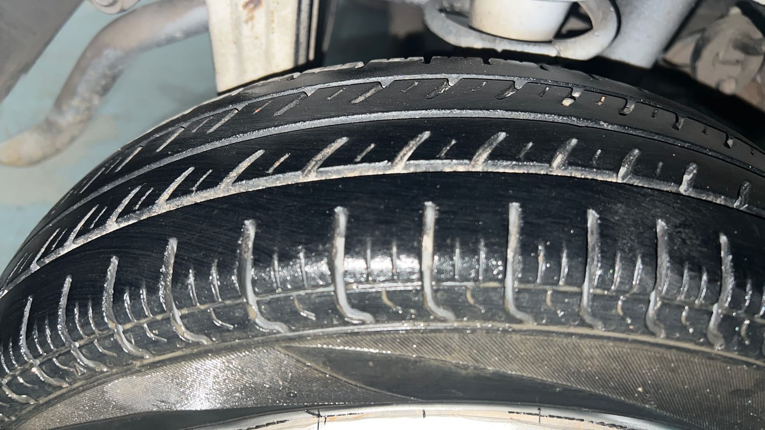 Used 2014 Maruti Suzuki Alto 800 Lxi CNG Cng Manual tyres RIGHT REAR TYRE TREAD VIEW