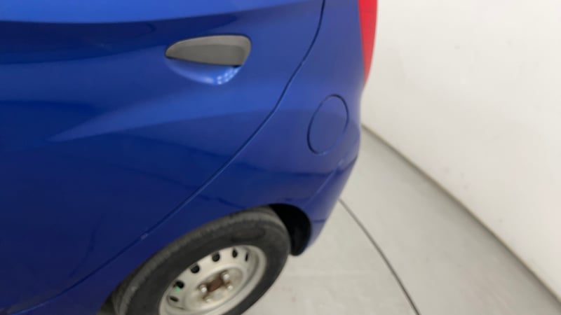 Used 2012 Hyundai Eon Era Petrol Manual dents MINOR DENT