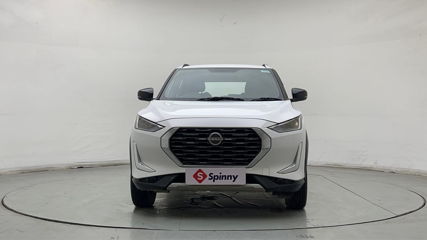 Used 2024 Nissan Magnite XL Petrol Manual exterior FRONT VIEW