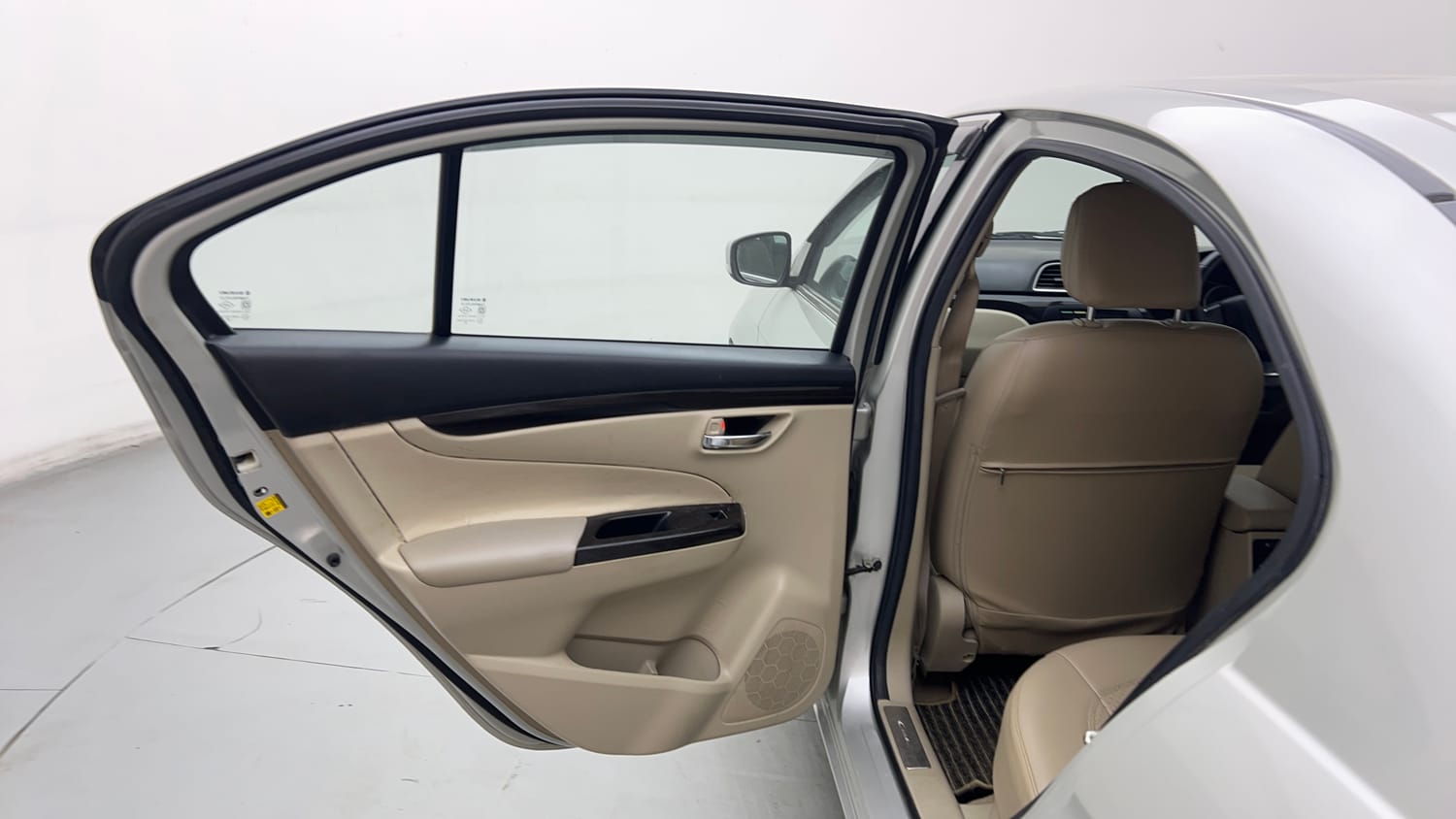 Used 2018 Maruti Suzuki Ciaz Sigma 1.4 MT Petrol Manual interior LEFT REAR DOOR OPEN VIEW