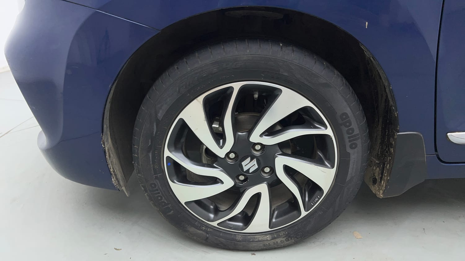 Used 2021 Maruti Suzuki Baleno Zeta Automatic Petrol Automatic tyres LEFT FRONT TYRE RIM VIEW
