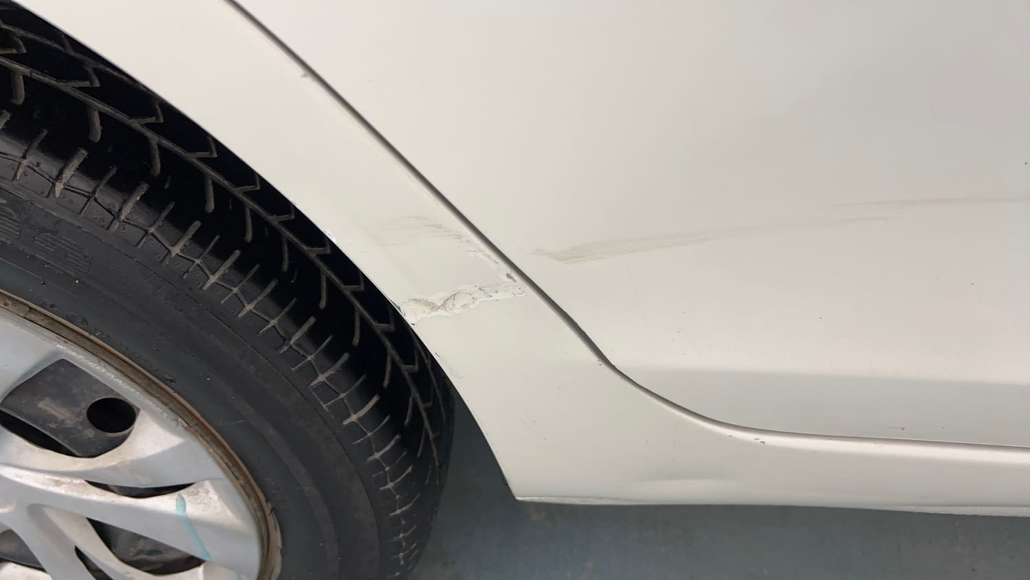 Used 2017 Maruti Suzuki Swift VXI (O) Petrol Manual dents MINOR SCRATCH