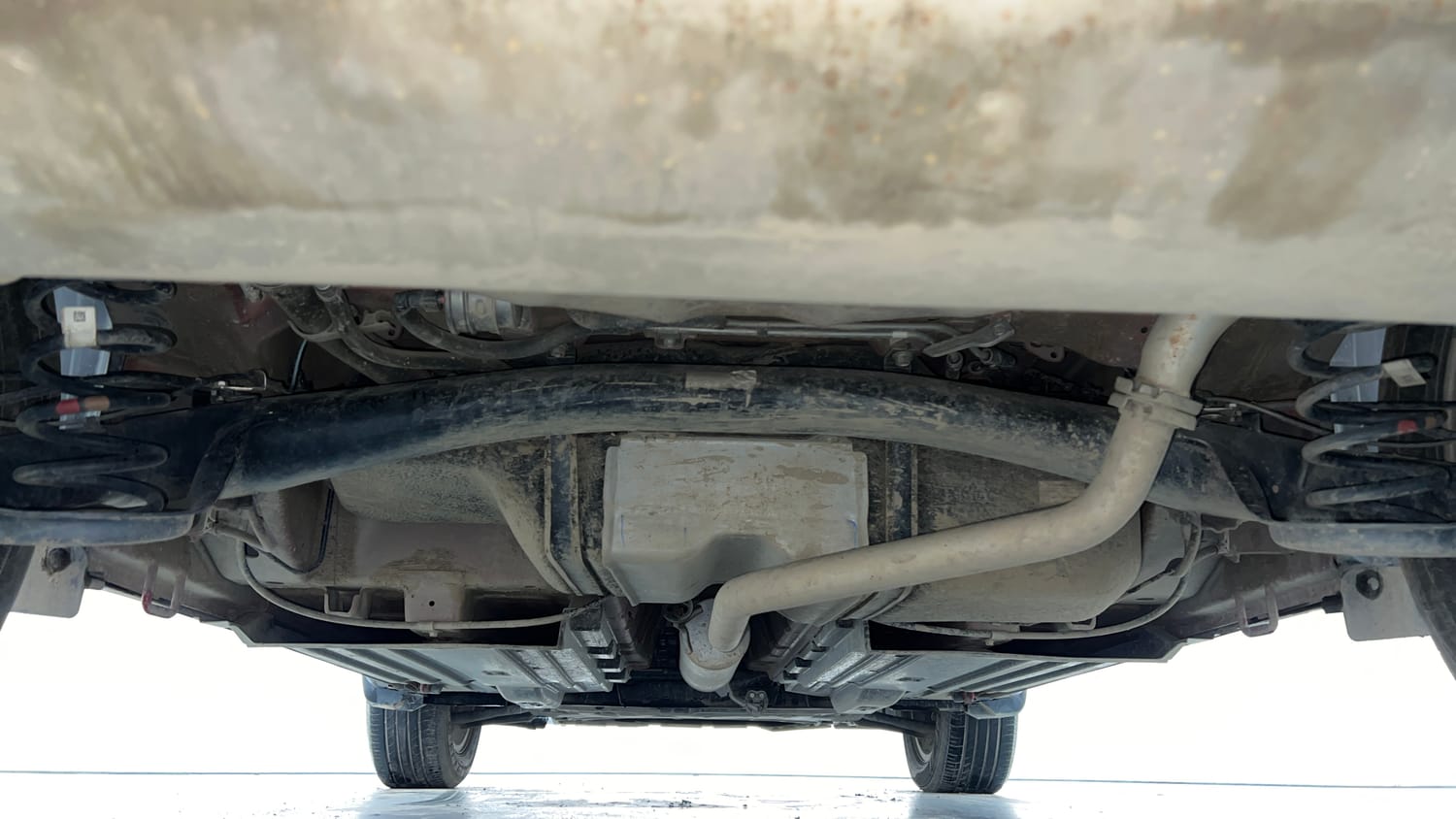 Used 2025 Maruti Suzuki Brezza Zxi Plus AT Dual Tone Petrol Automatic extra REAR UNDERBODY VIEW (TAKEN FROM REAR)