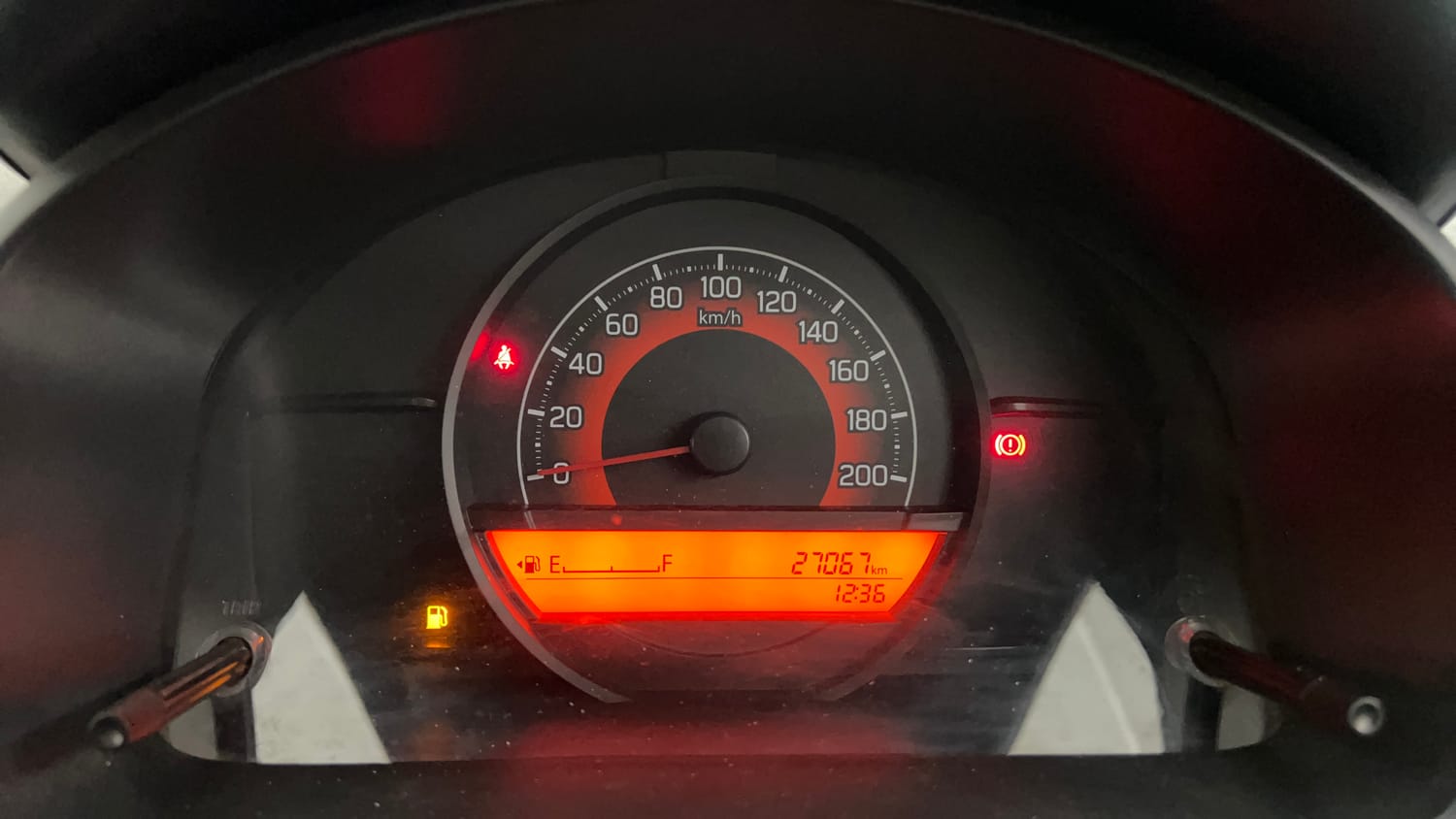 Used 2019 Maruti Suzuki Ignis Sigma 1.2 MT Petrol Manual interior CLUSTERMETER VIEW