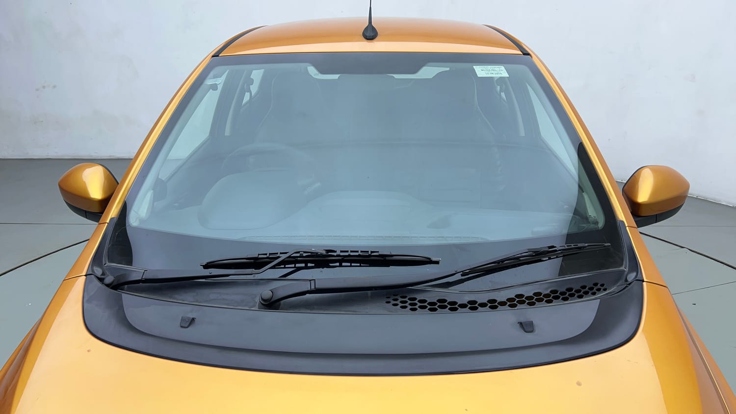 Used 2018 Tata Tiago Revotorq XT Diesel Manual exterior FRONT WINDSHIELD VIEW