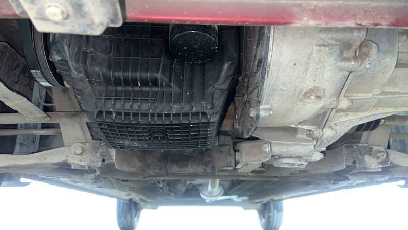 Used 2020 Renault Kwid RXT 1.0 AMT Opt Petrol Automatic extra FRONT LEFT UNDERBODY VIEW