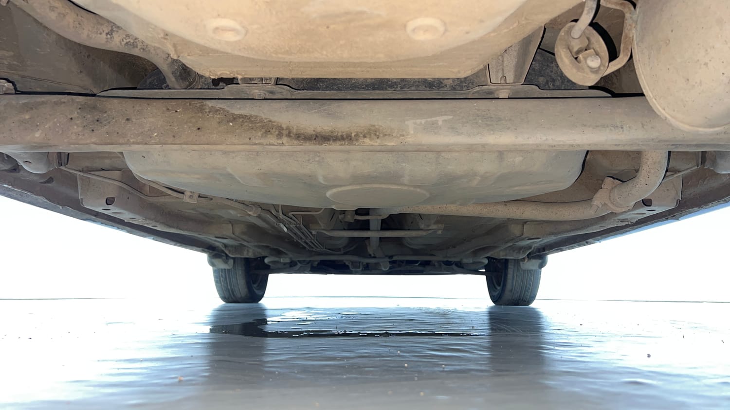 Used 2018 Tata Tiago Revotorq XT Diesel Manual extra REAR UNDERBODY VIEW (TAKEN FROM REAR)