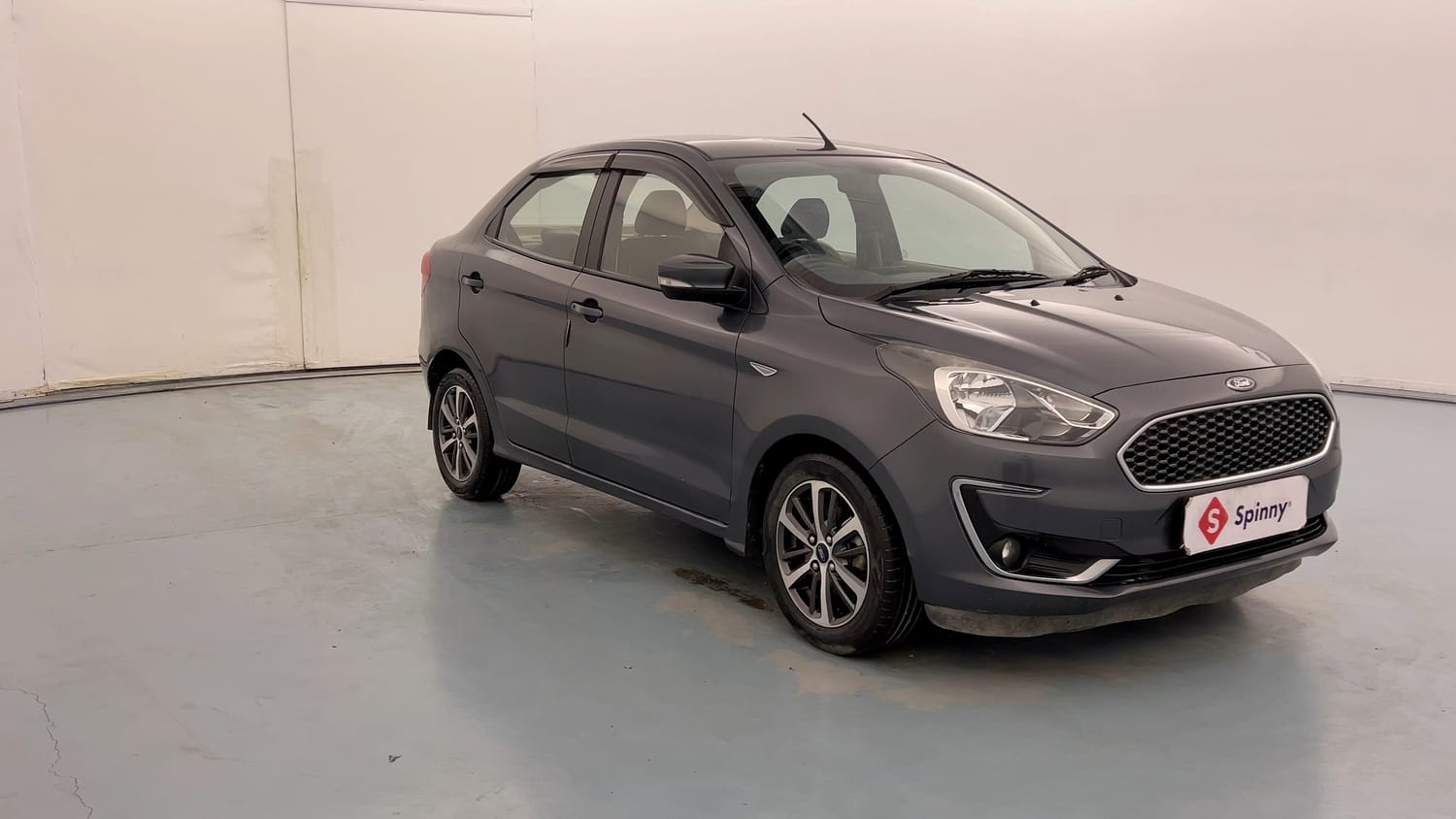 Used 2021 Ford Figo Aspire Titanium Plus 1.2 Ti-VCT Petrol Manual exterior RIGHT FRONT CORNER VIEW