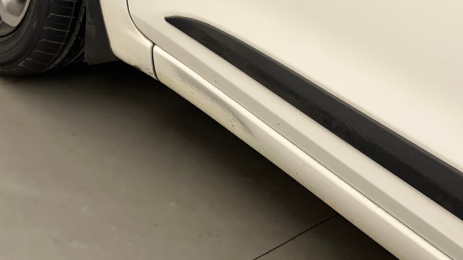 Used 2019 Hyundai Elite i20 Asta 1.2 AT Petrol Automatic dents MINOR SCRATCH