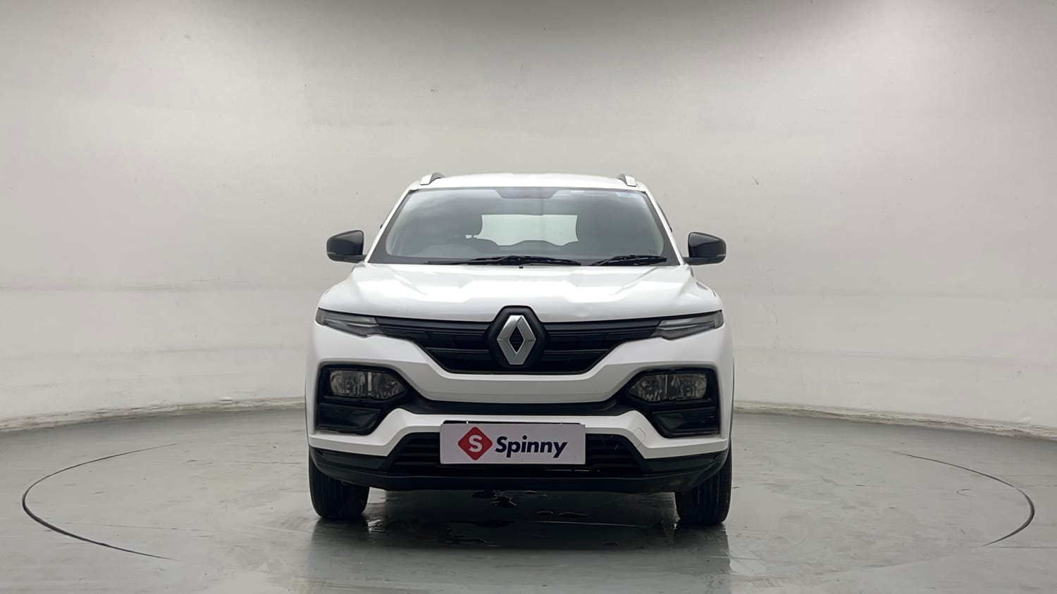 Used 2025 Renault Kiger RXE Petrol Manual exterior FRONT VIEW