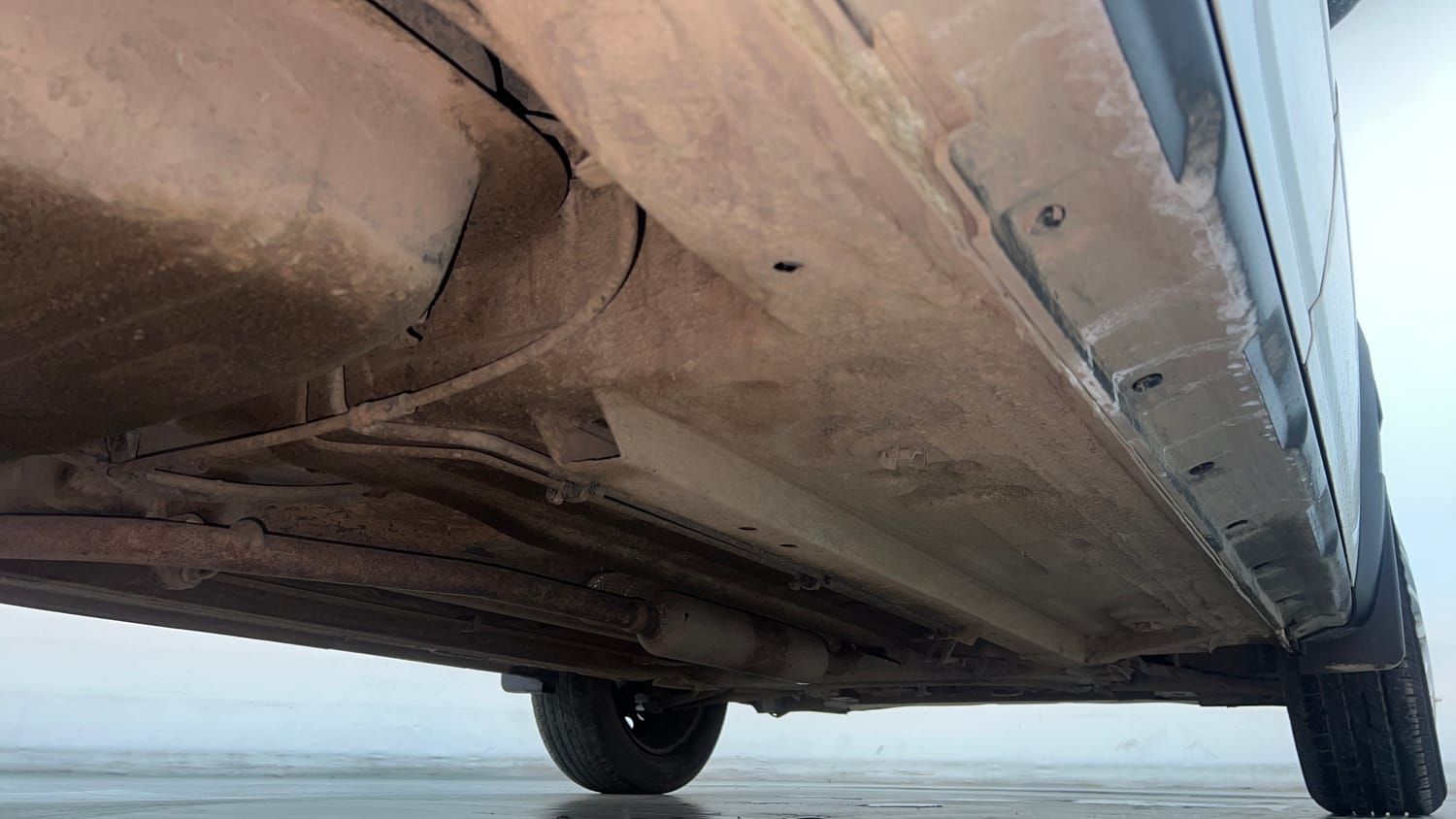 Used 2025 Renault Kiger RXE Petrol Manual extra REAR RIGHT UNDERBODY VIEW