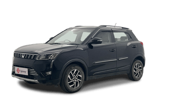 Used 2022 Mahindra XUV 300 W8 (O) 1.2 Petrol Petrol Manual Image