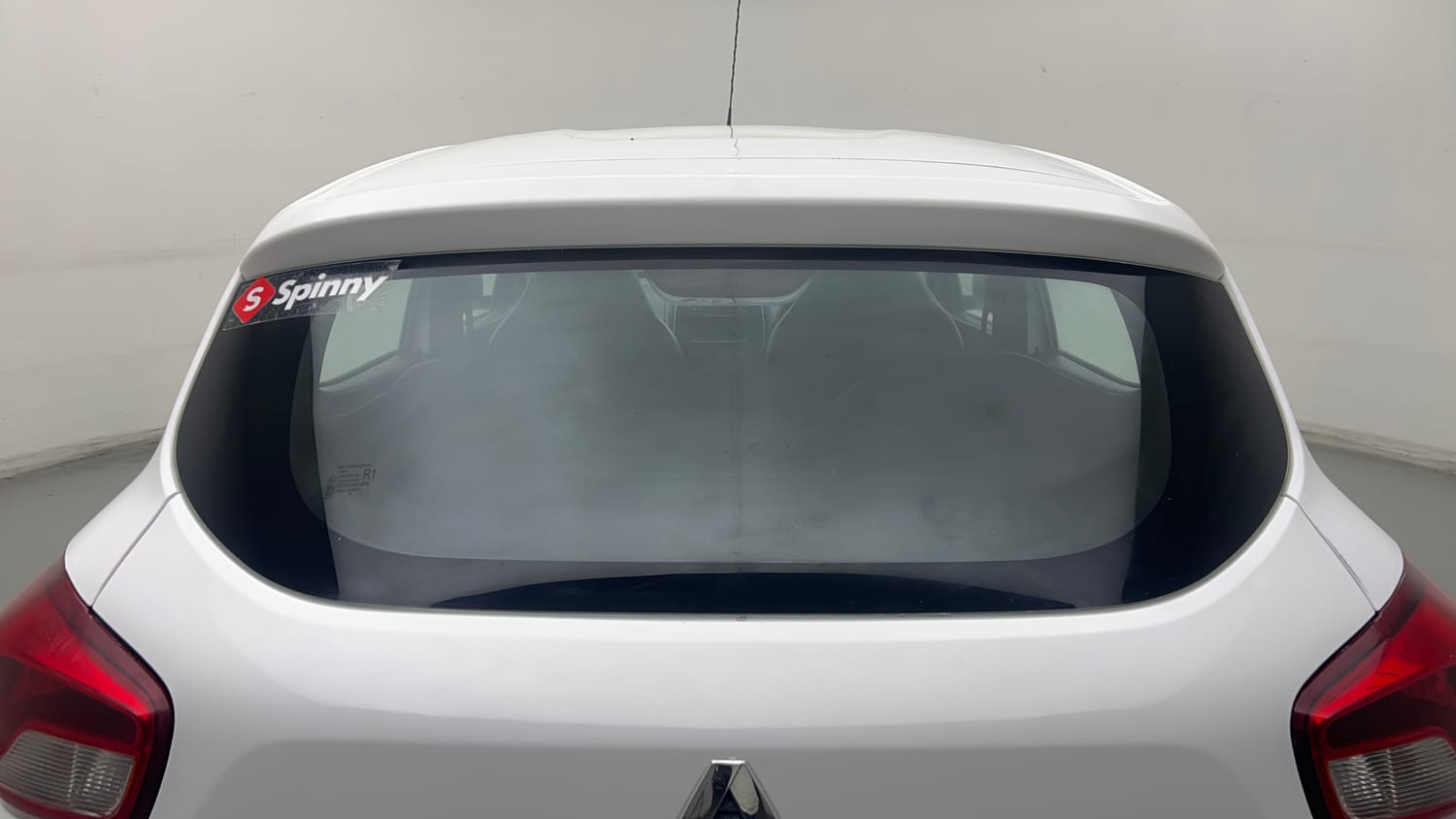 Used 2019 Renault Kwid RXL Petrol Manual exterior BACK WINDSHIELD VIEW