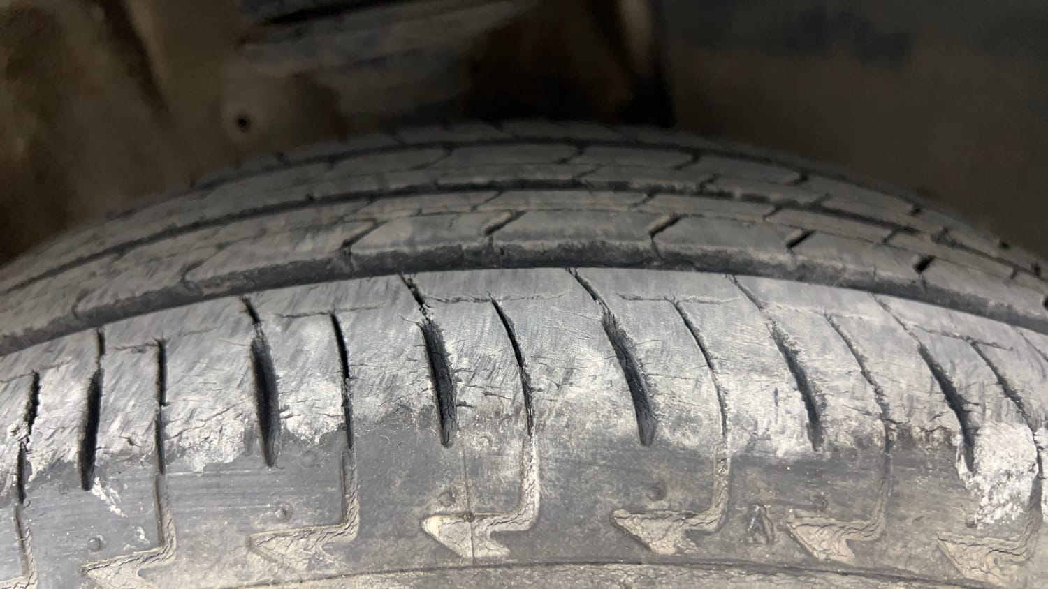 Used 2019 Maruti Suzuki Ignis Sigma 1.2 MT Petrol Manual tyres RIGHT FRONT TYRE TREAD VIEW