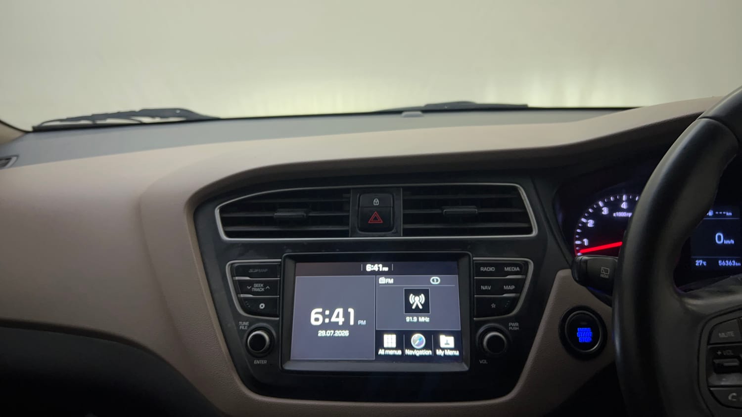 Used 2019 Hyundai Elite i20 Asta 1.2 AT Petrol Automatic top_features Integrated (in-dash) music system