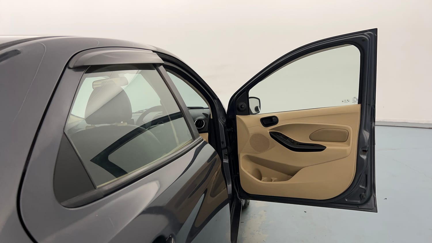Used 2021 Ford Figo Aspire Titanium Plus 1.2 Ti-VCT Petrol Manual interior RIGHT FRONT DOOR OPEN VIEW