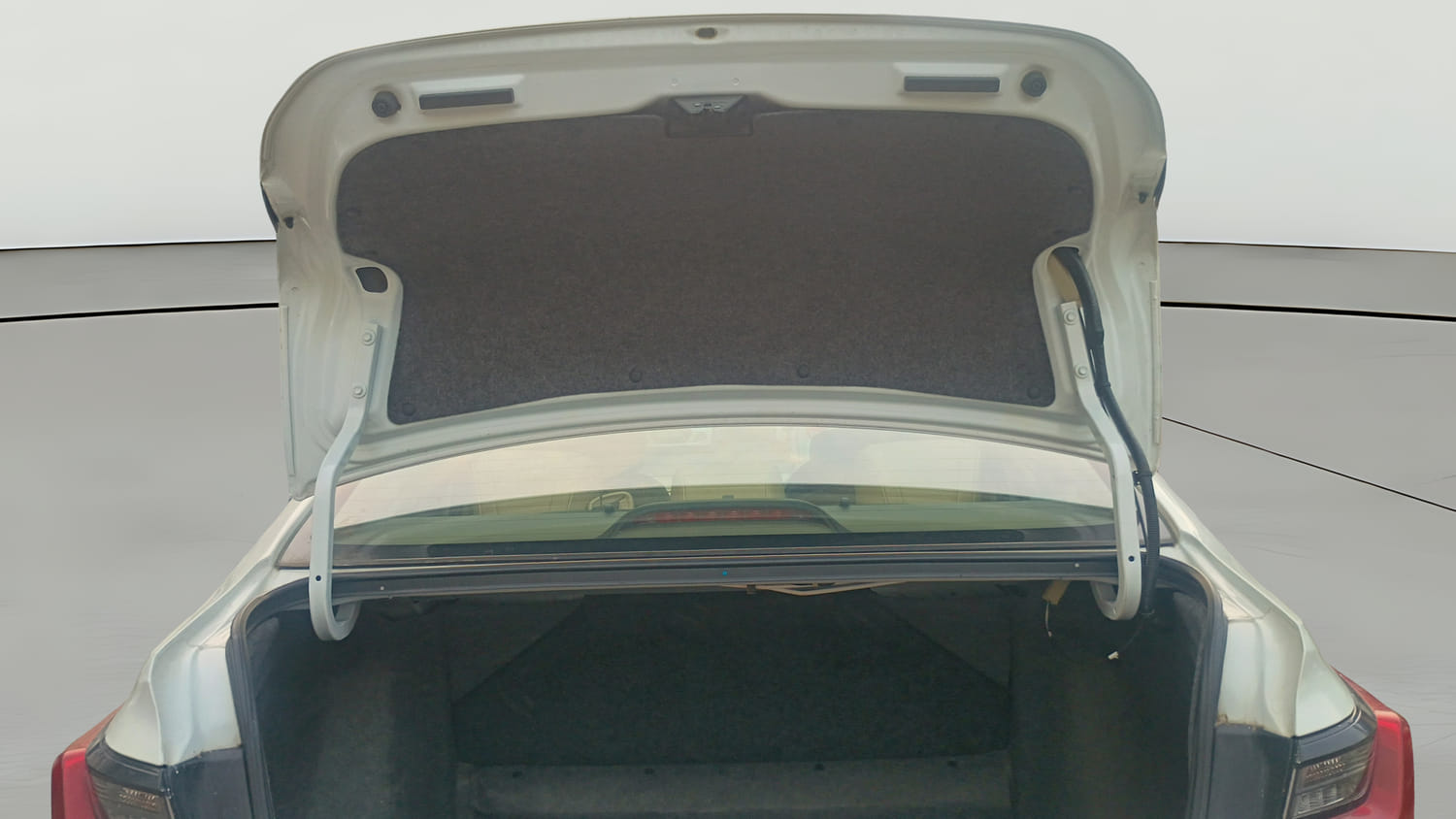 Used 2023 Honda City ZX Petrol Petrol Manual interior DICKY DOOR OPEN VIEW