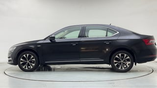 Used 2022 Skoda Superb L&K AT Petrol Automatic exterior LEFT SIDE VIEW