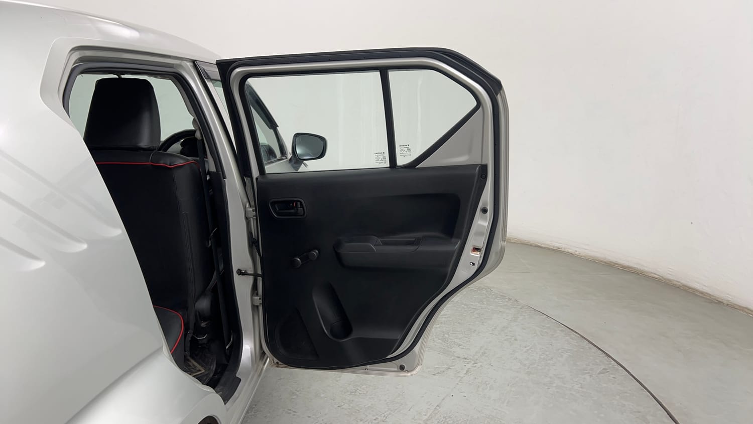 Used 2019 Maruti Suzuki Ignis Sigma 1.2 MT Petrol Manual interior RIGHT REAR DOOR OPEN VIEW