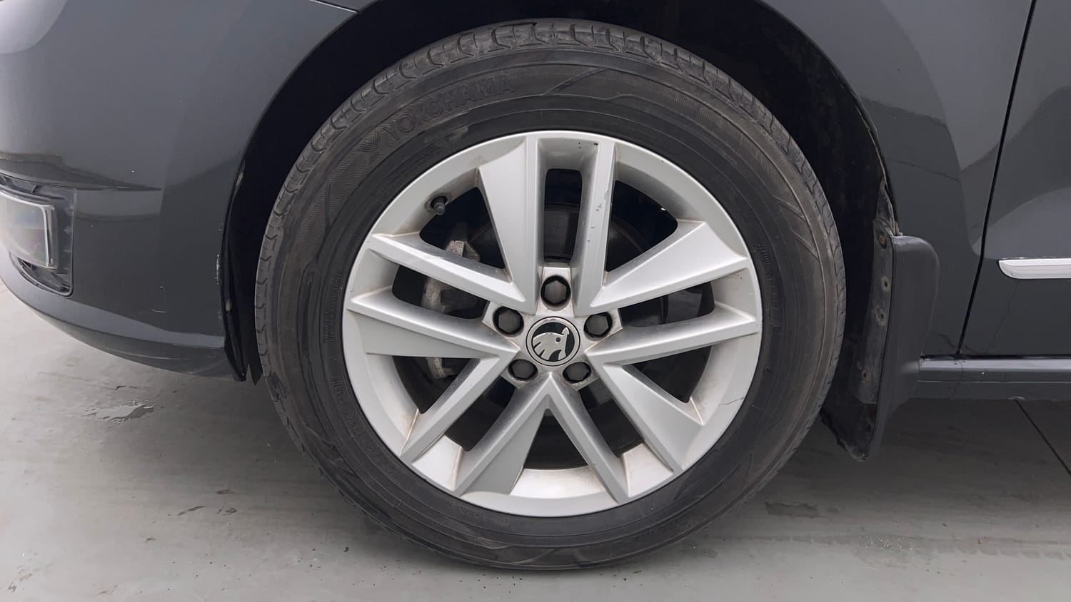 Used 2022 Skoda Rapid Style Petrol Manual tyres LEFT FRONT TYRE RIM VIEW
