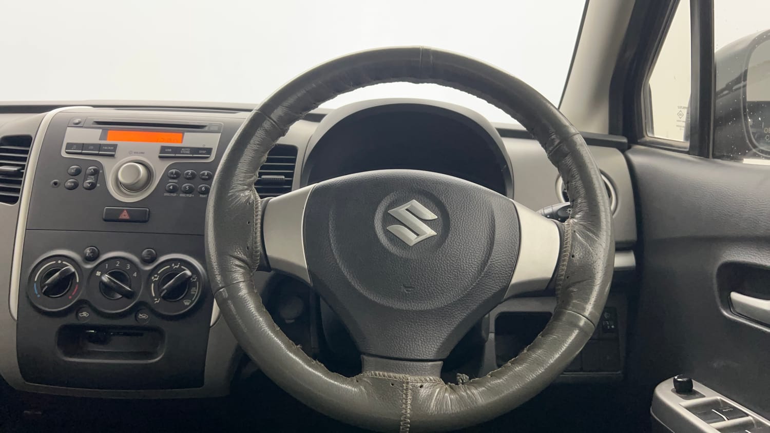 Used 2012 Maruti Suzuki Wagon R 1.0 VXi Petrol Manual interior STEERING VIEW