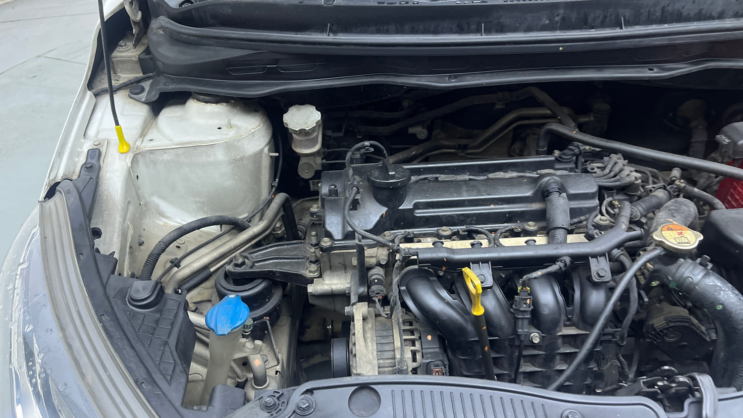 Used 2012 Hyundai i20 Sportz 1.2 Petrol Manual engine ENGINE RIGHT SIDE VIEW