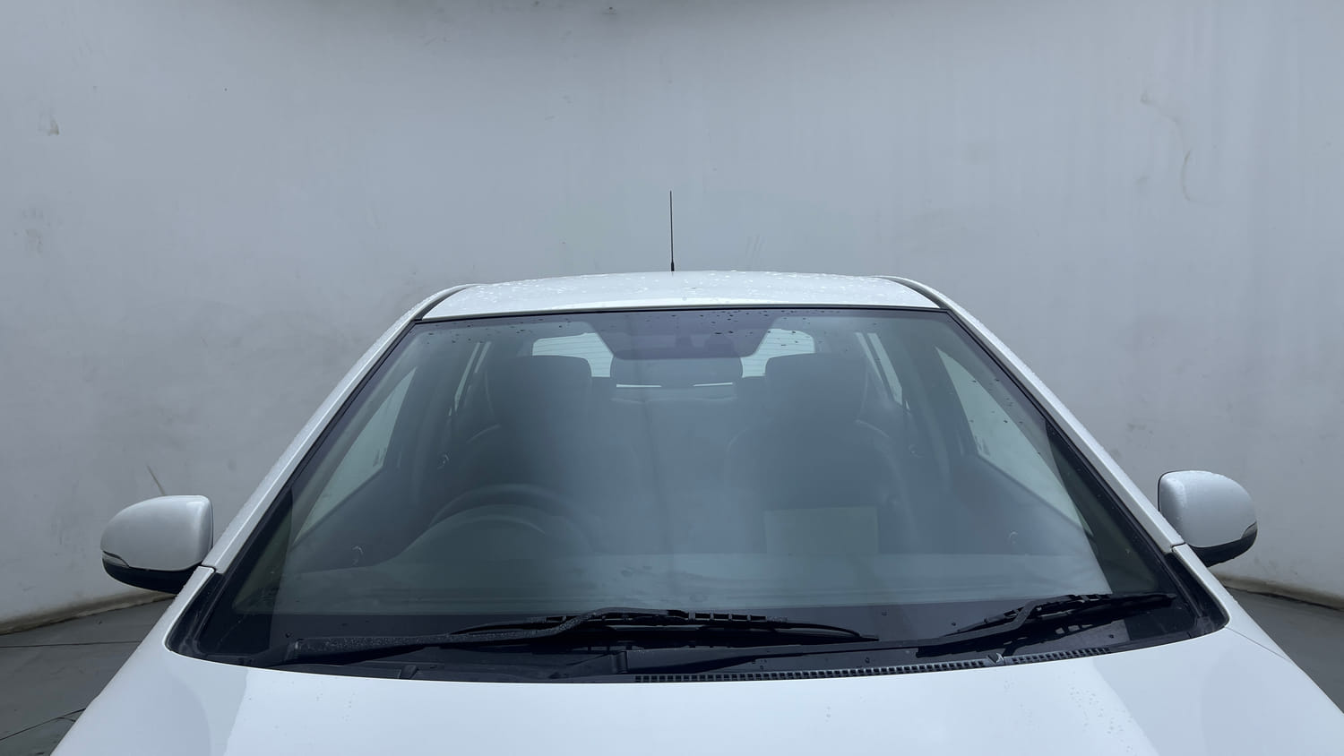 Used 2012 Hyundai i20 Sportz 1.2 Petrol Manual exterior FRONT WINDSHIELD VIEW