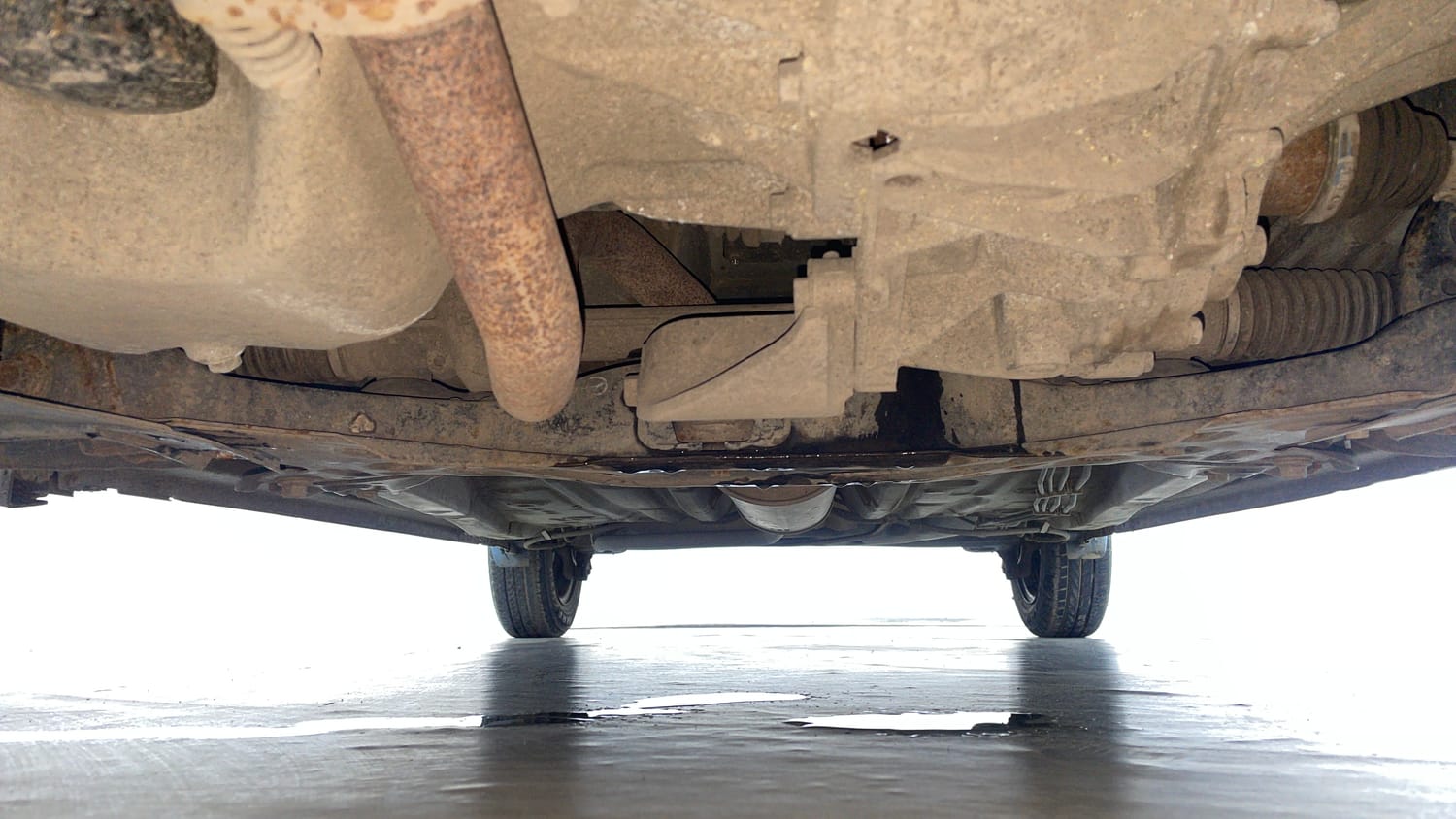 Used 2019 Maruti Suzuki Wagon R ZXi 1.2 AMT Petrol Automatic extra FRONT LEFT UNDERBODY VIEW