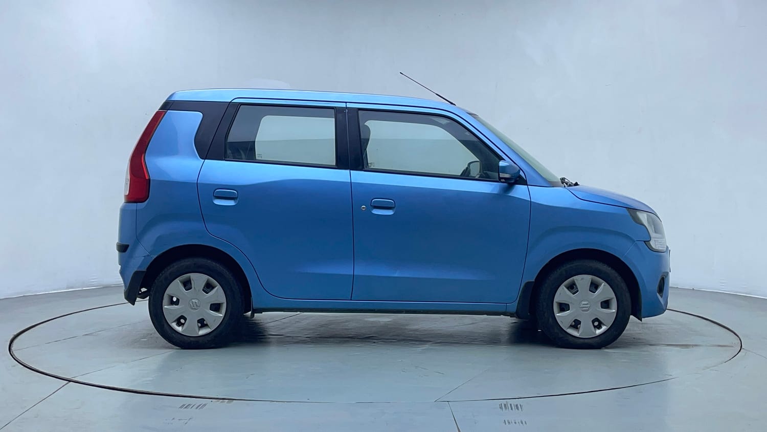 Used 2019 Maruti Suzuki Wagon R ZXi 1.2 AMT Petrol Automatic exterior RIGHT SIDE VIEW