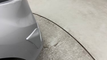minor_scratch_0