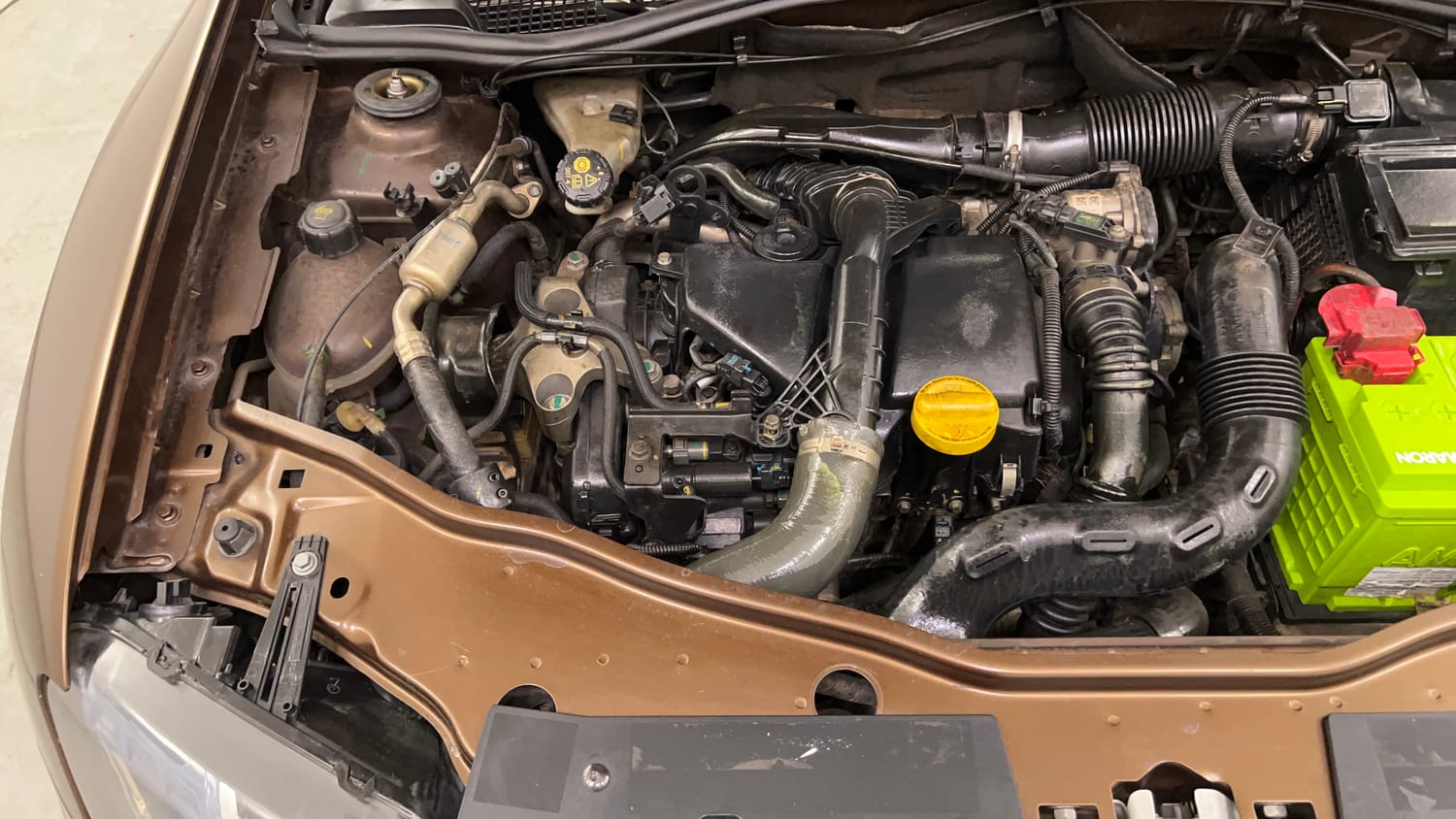 Used 2017 Renault Duster 110 PS RXZ 4X2 MT Diesel Diesel Manual engine ENGINE RIGHT SIDE VIEW