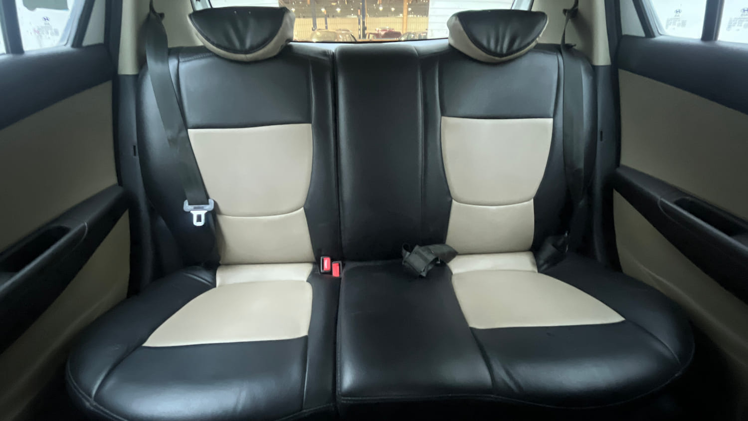 Used 2012 Hyundai i20 Sportz 1.2 Petrol Manual interior REAR SEAT CONDITION VIEW