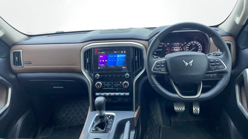 Used 2023 Mahindra Scorpio N Z8 L Diesel AT 2WD 7 STR Diesel Automatic interior DASHBOARD VIEW