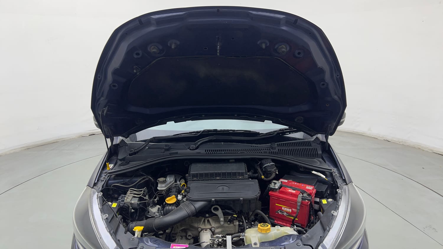 Used 2021 Tata Tiago XZ Plus Petrol Manual engine ENGINE & BONNET OPEN FRONT VIEW